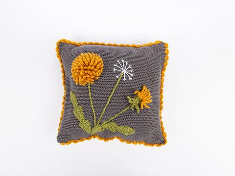 dandelion cushion crochet kit
