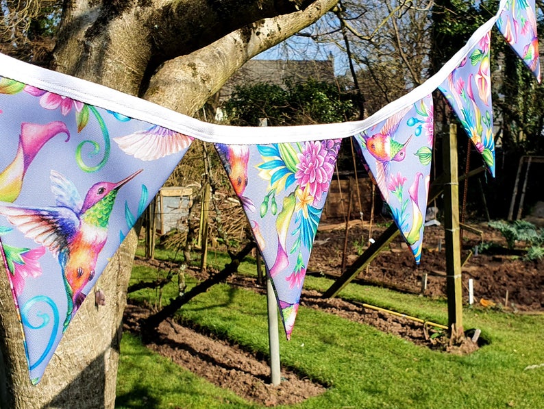 pretty hummingbird bunting for outside.