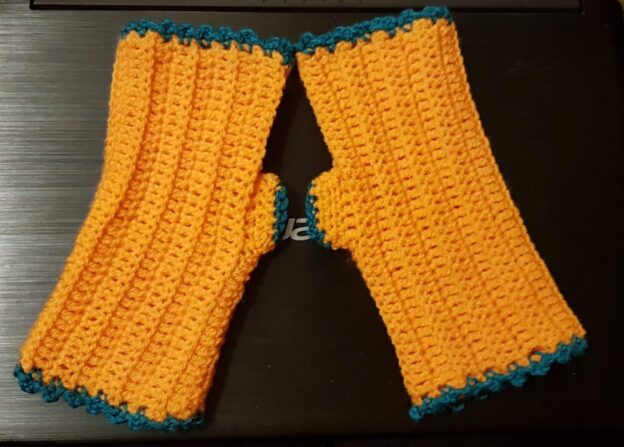 orange fingerless mittens