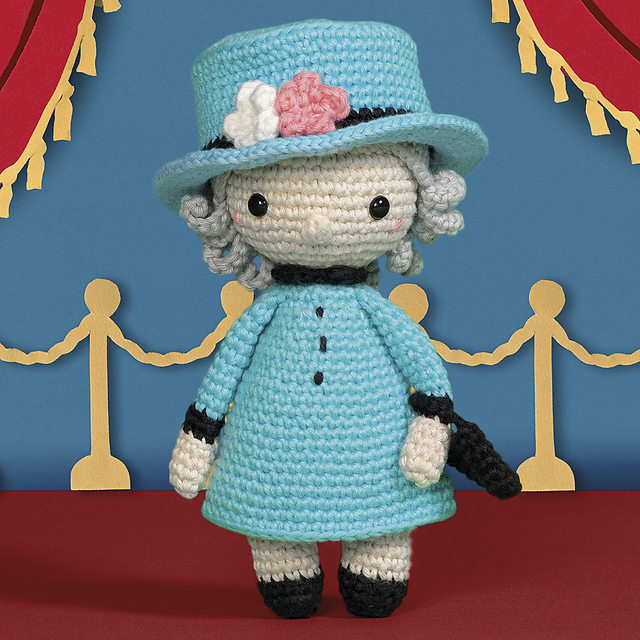 queen Elizabeth II amigurumi pattern for the jubilee