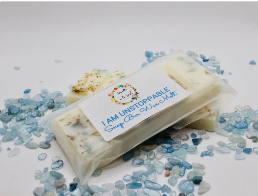 I am unstoppable snap bar wax melt with aquamarine and thyme.